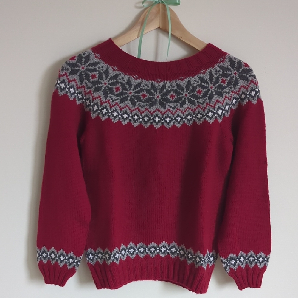 Never Used, Handknit Red and Gray Women's Sweater